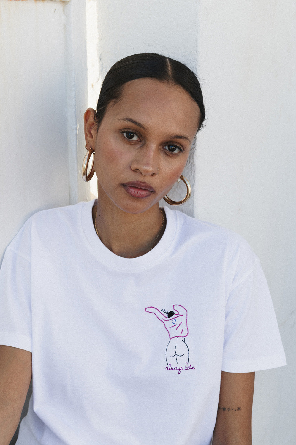 总是迟到T恤
