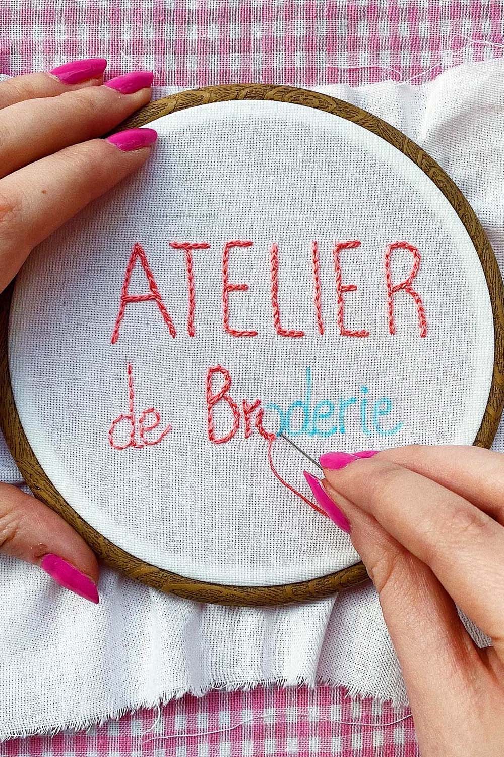 Embroidery workshop MARSEILLE