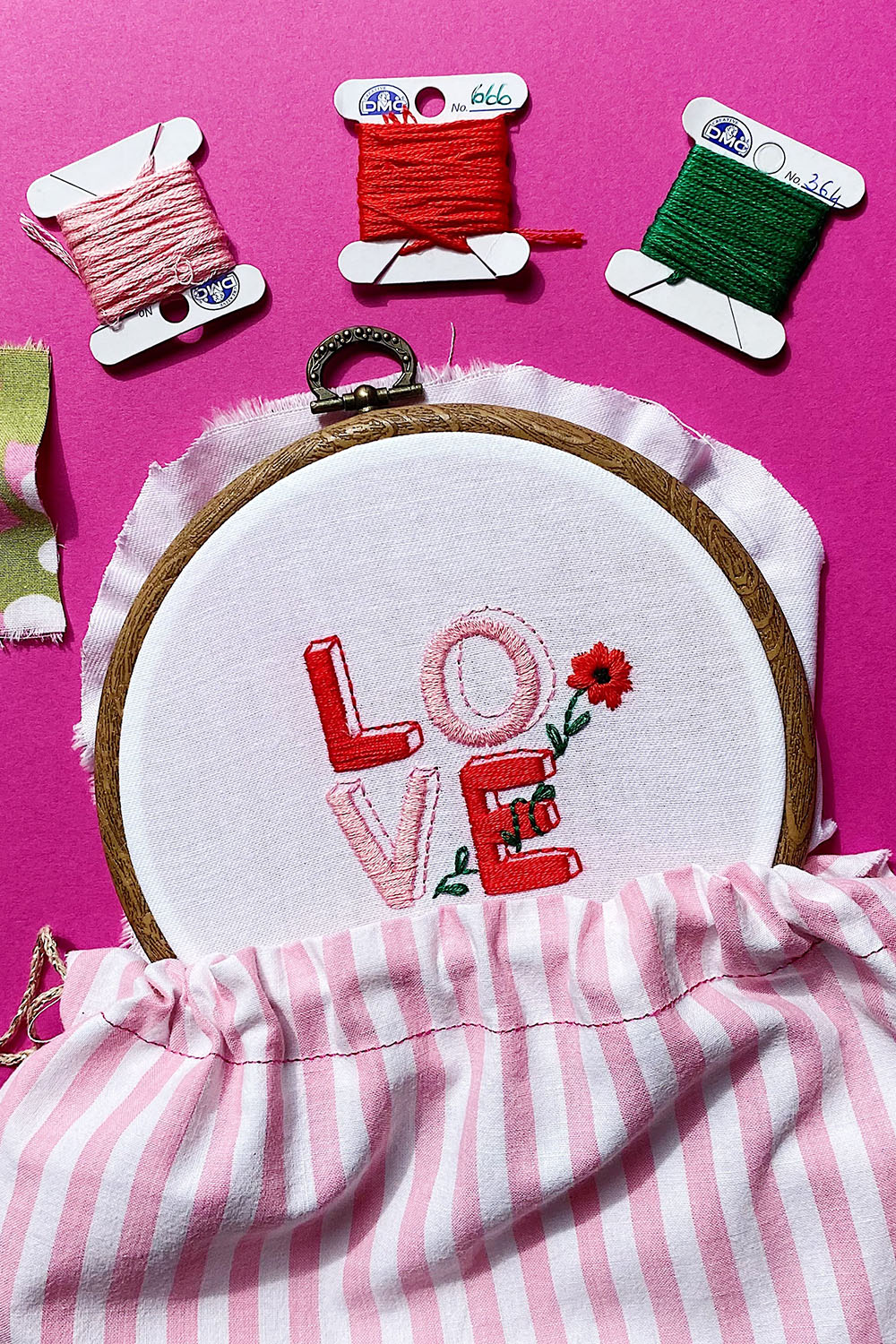 Kit de broderie "Love"