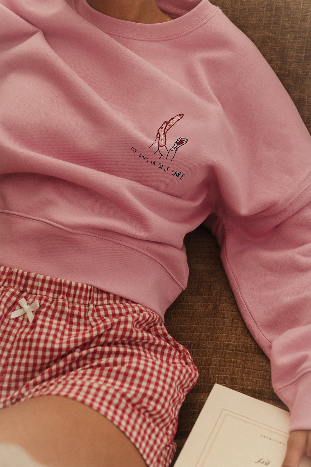 Sweat brodé My kind of self care