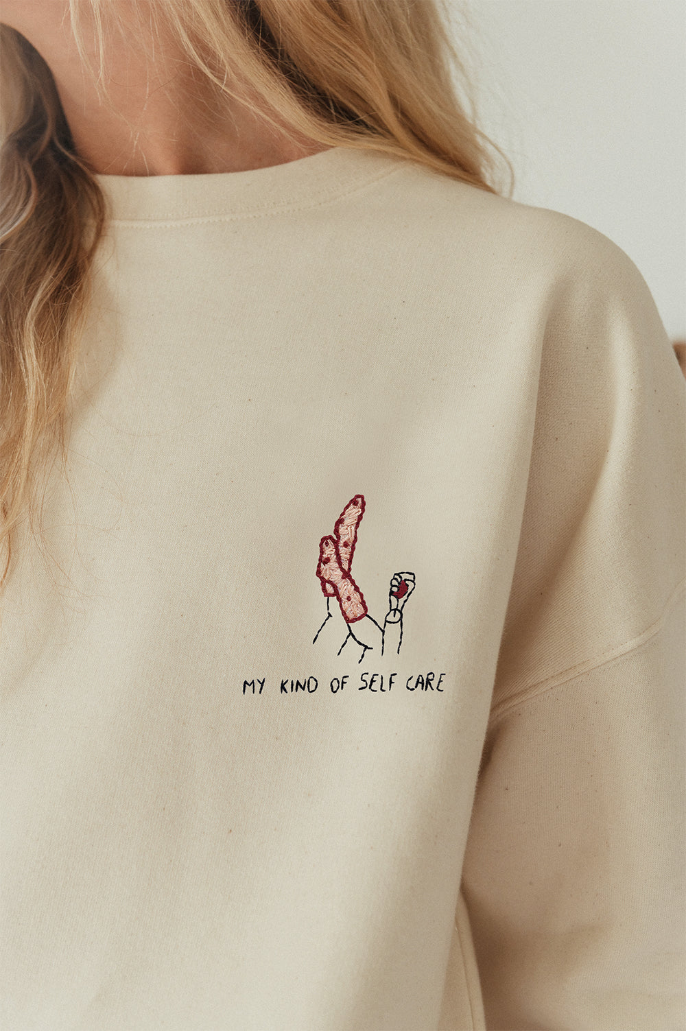 Sweat brodé My kind of self care